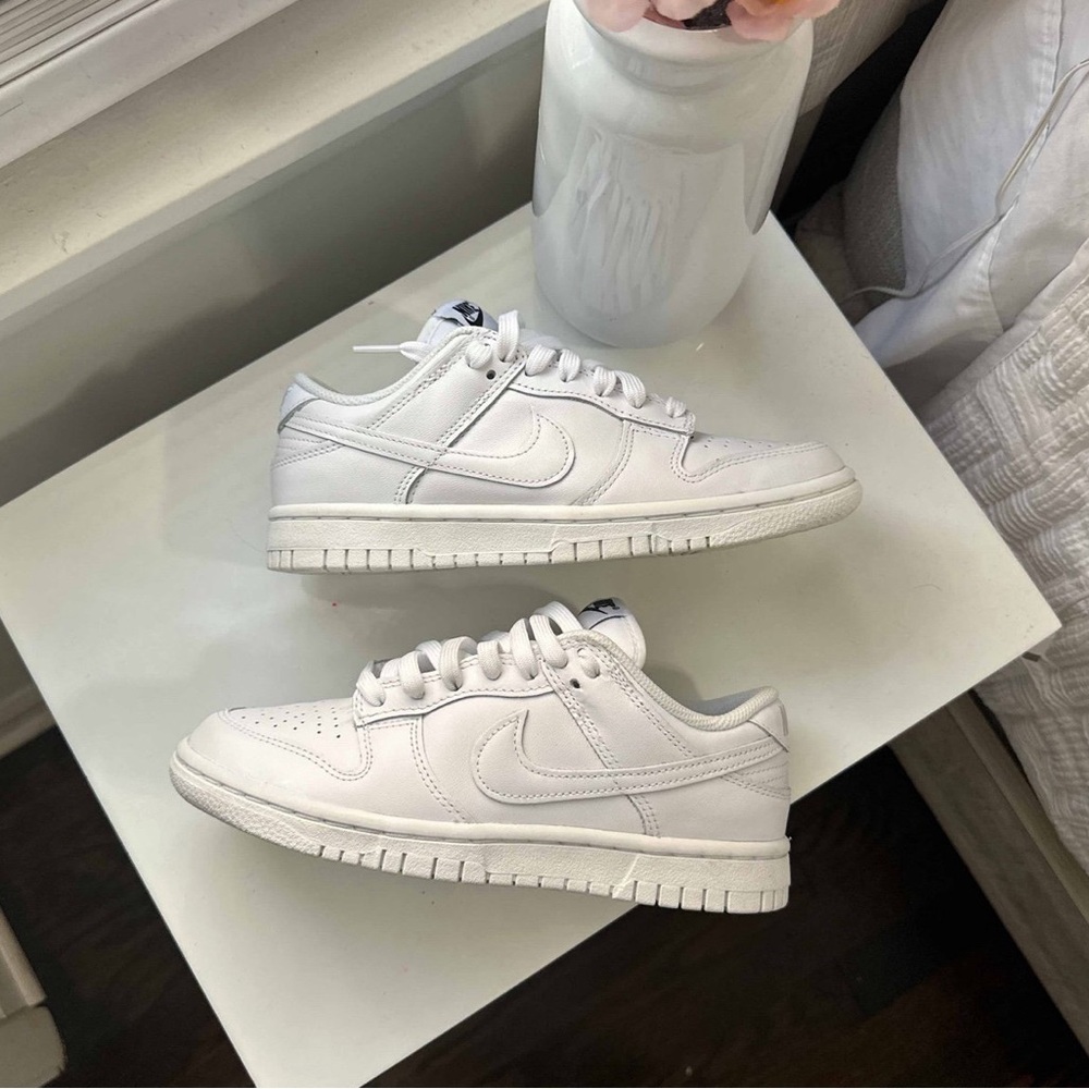 Triple White Dunk Womens